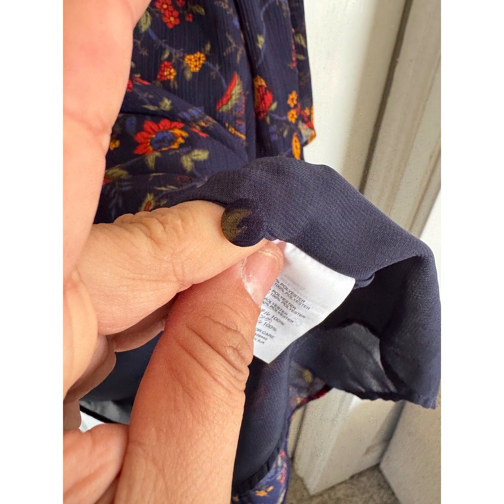 Madewell navy floral ruffle sleeve blouse  size large - Picture 6 of 10